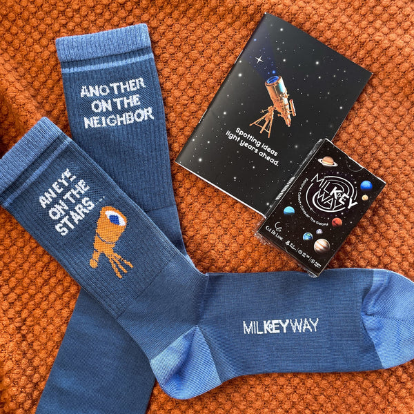 Telescope Set - 1 Game, 1 Pair of Socks (Women size), 1 Notebook