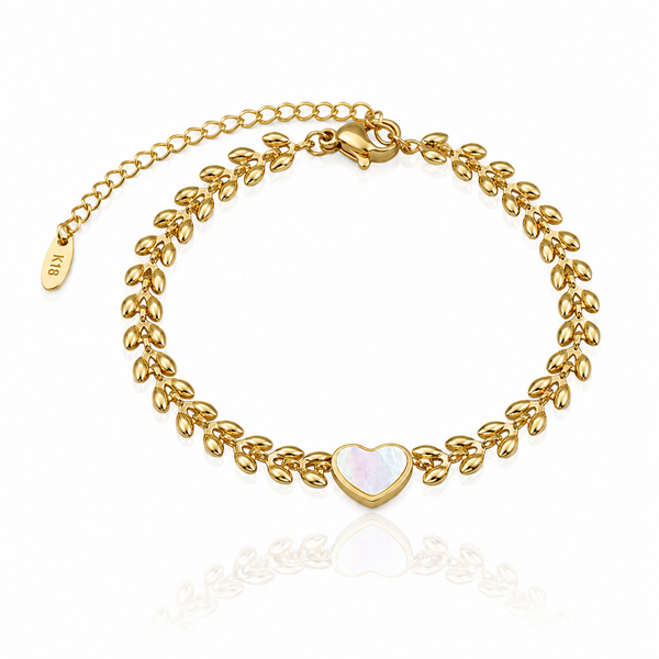 The White Shell Heart Bracelet Gold Plated